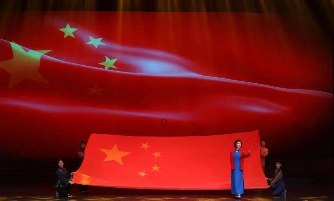 融水：民族团结一家亲 歌舞飞扬迎新春